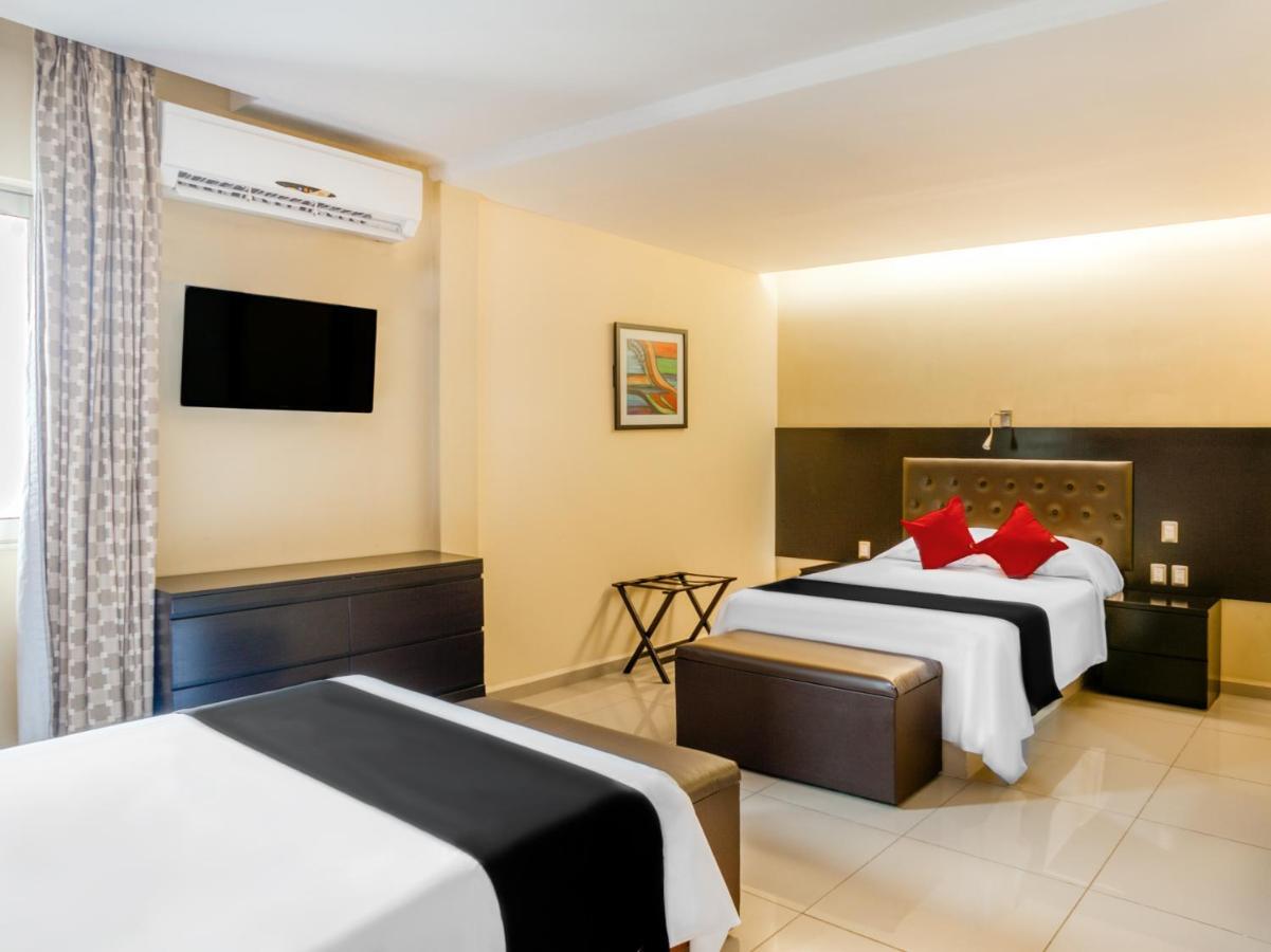 Veracruz Suites Hotel Exterior photo